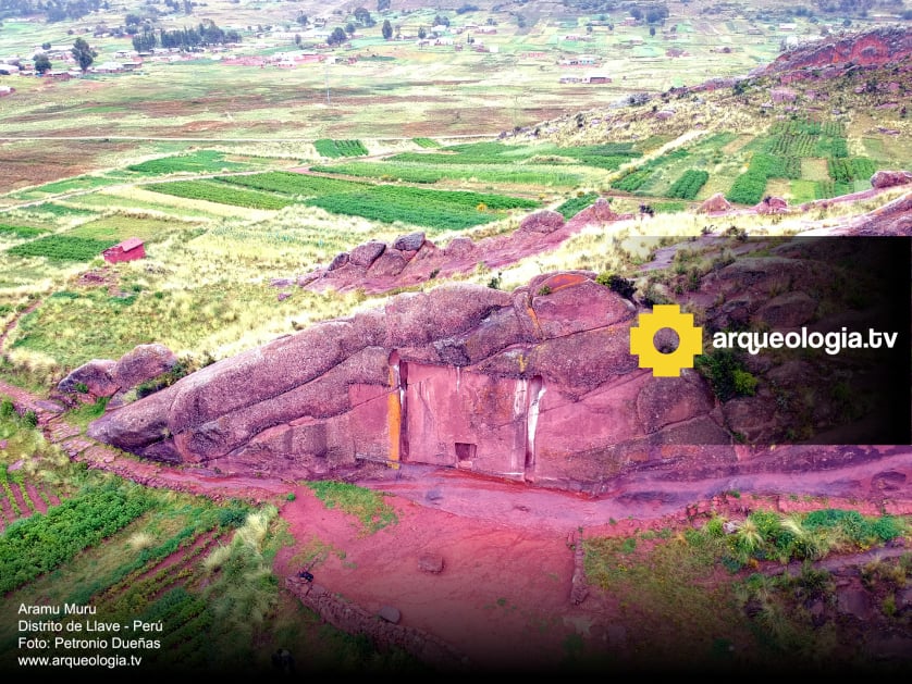 Portal de Aramu Muru - Perú - www.arqueologia.tv