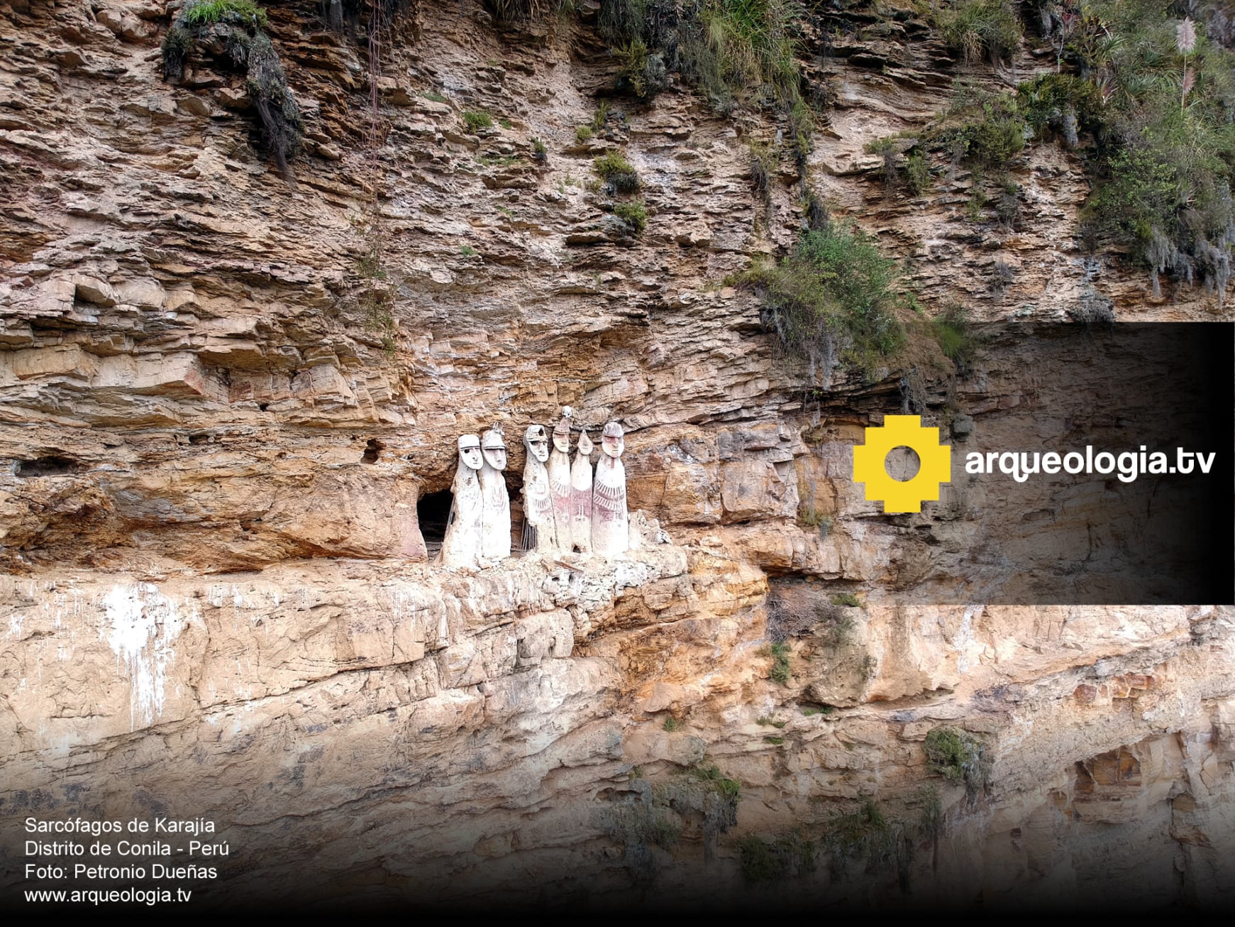 Sarcófagos de Karajía - Perú - www.arqueologia.tv