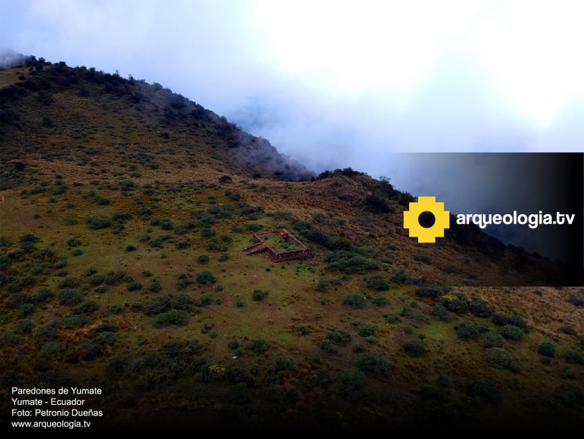 Paredones de Yumate - Ecuador - www.arqueologia.tv