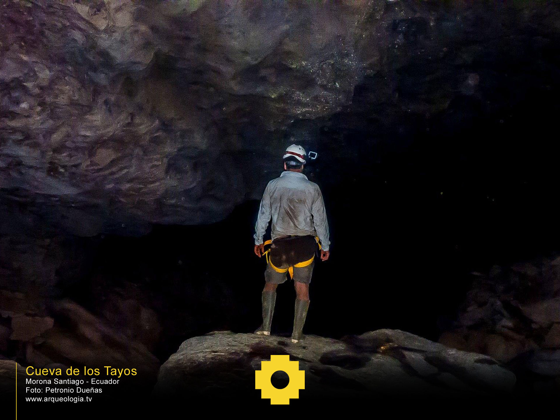 Petronio Dueñas - Cueva de los Tayos - Ecuador